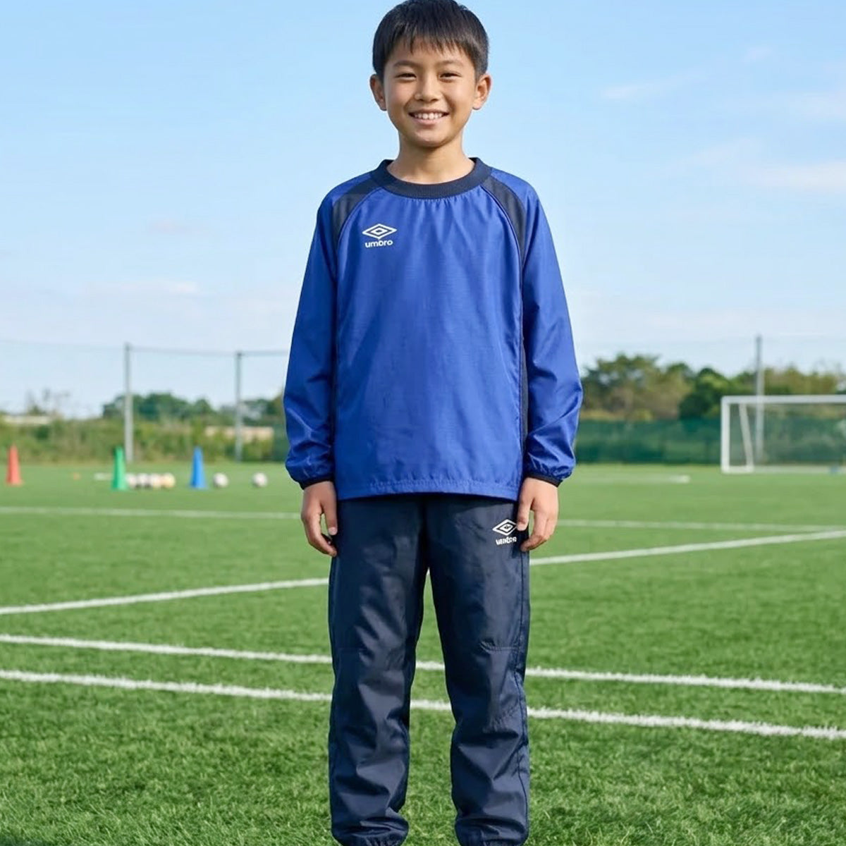 アンブロ チーム ウインドブレーカー 上下 セットアップ ジュニア ブランド umbro ピステ サッカー フットサル 防風 はっ水 撥水 黒 UF5FWB01JA ブラック ネイビー ブルー グリーン レッド