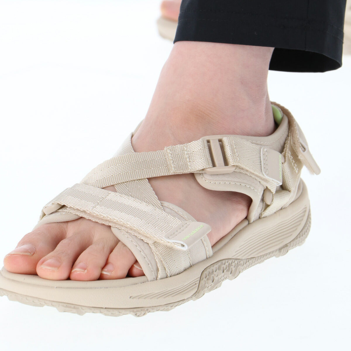 ニューバランス 2950 v2 Strap Sandal シューズ レディース ブランド スポーツサンダル シャワーサンダル 靴 くつ スポサン 夏 newbalance アウトドア 黒 W2950 ベージュ ブラック 新作 かわいい 大きいサイズ 有
