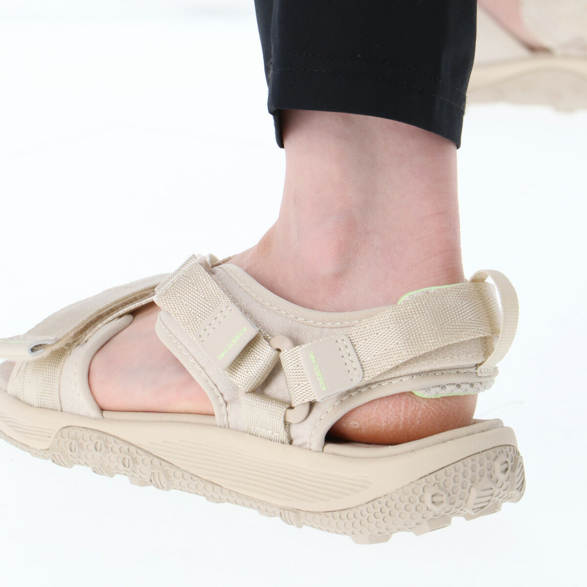 ニューバランス 2950 v2 Strap Sandal シューズ レディース ブランド スポーツサンダル シャワーサンダル 靴 くつ スポサン 夏 newbalance アウトドア 黒 W2950 ベージュ ブラック 新作 かわいい 大きいサイズ 有